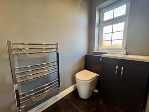 Photo 33- click for photo gallery